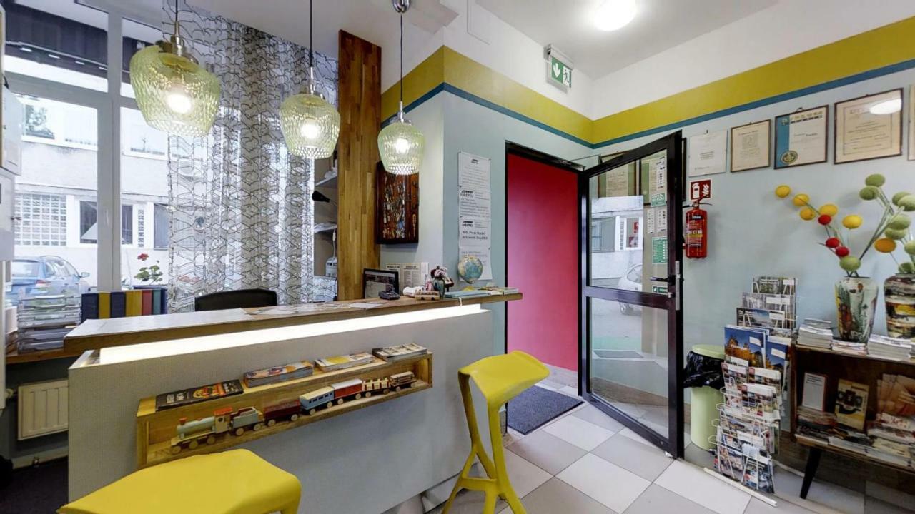 Press Hostel Varsavia Esterno foto
