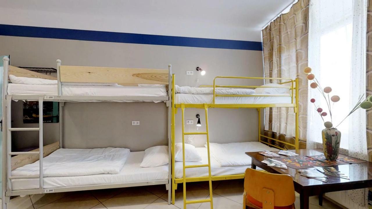Press Hostel Varsavia Esterno foto