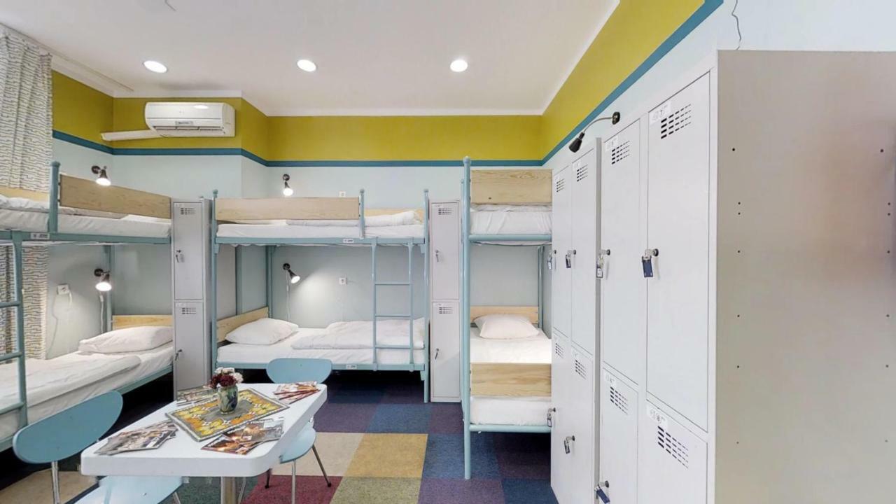Press Hostel Varsavia Esterno foto