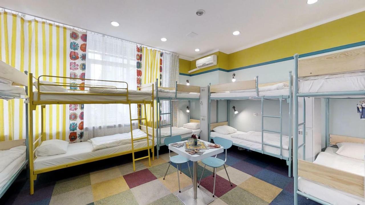 Press Hostel Varsavia Esterno foto