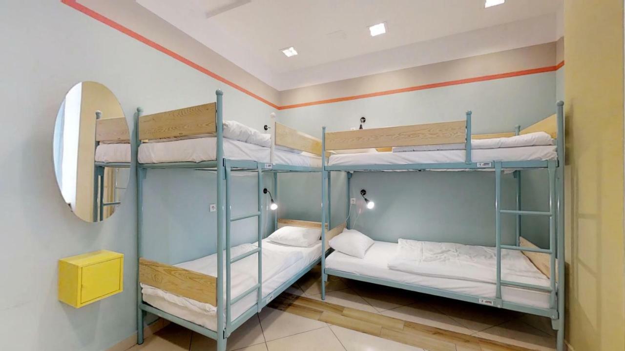 Press Hostel Varsavia Esterno foto